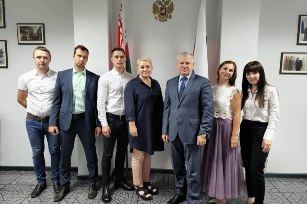 Приняли участие в бизнес-поездке в Республику Беларусь, чтобы представить своё производство и провести переговоры с потенциальными клиентами и потребителями
